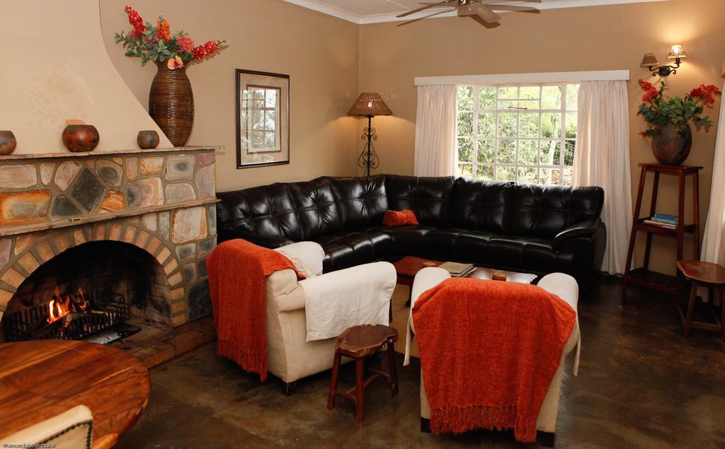 Down Gran'S Self-Catering Cottage Lobamba 外观 照片